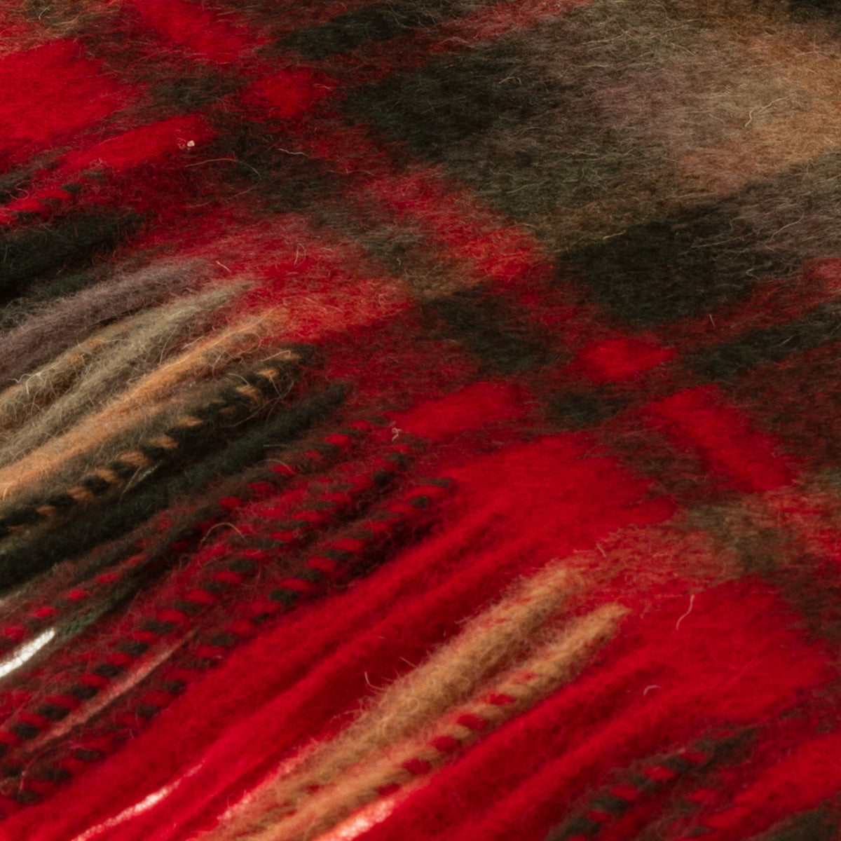 100% Pure Lambswool Blanket Throw – Luxury Soft Warm Wool Blanket - Home Décor - DARK MAPLE