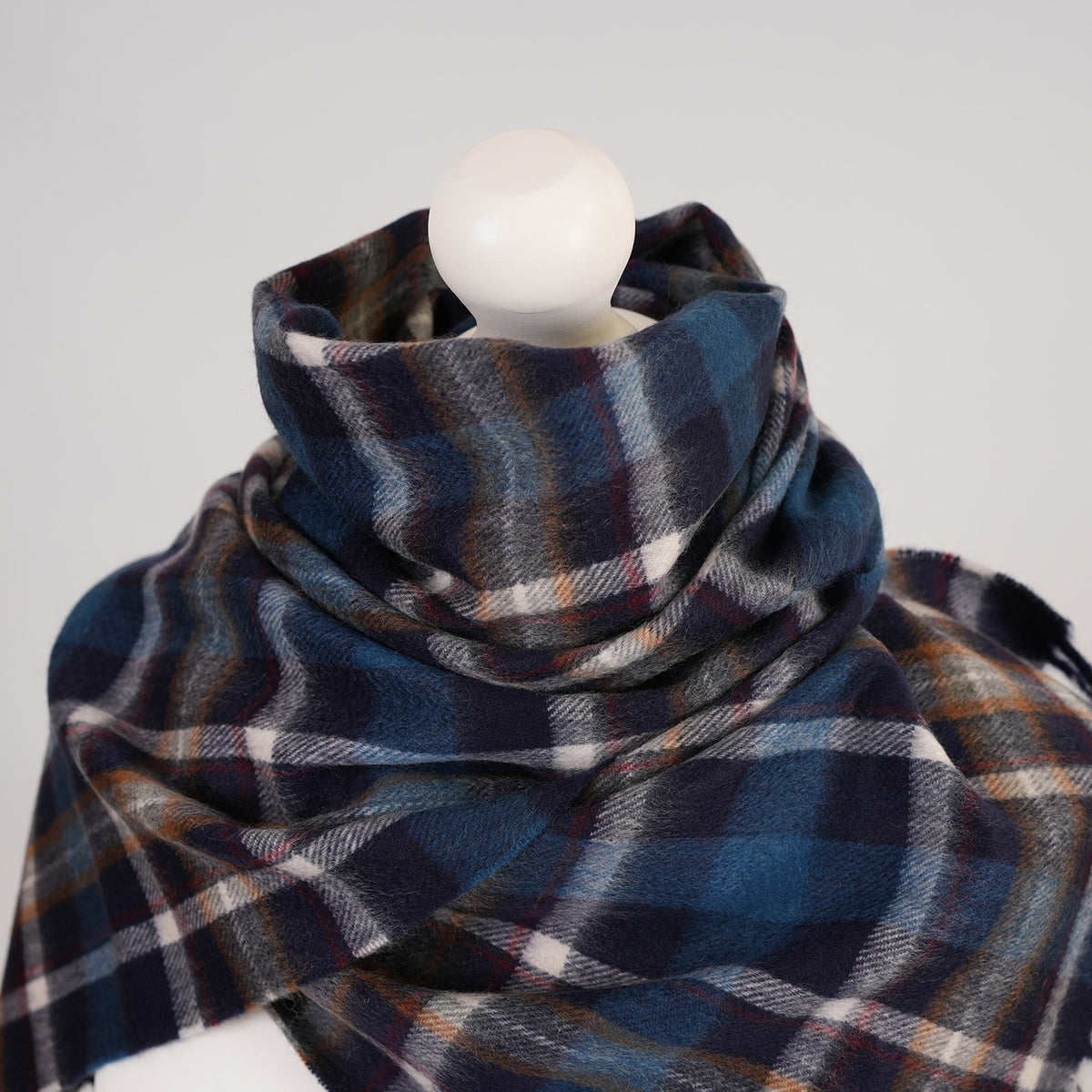 Balmoral 100% Cashmere Woven Scarf Tartan and Checks - Made in Scotland - REGULAR BRUCE NAVY