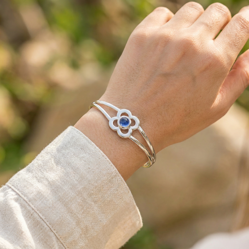 Art Pewter Birthstone Bangle - Silver Plated Pewter - Made in Scotland - September (Sapphire)