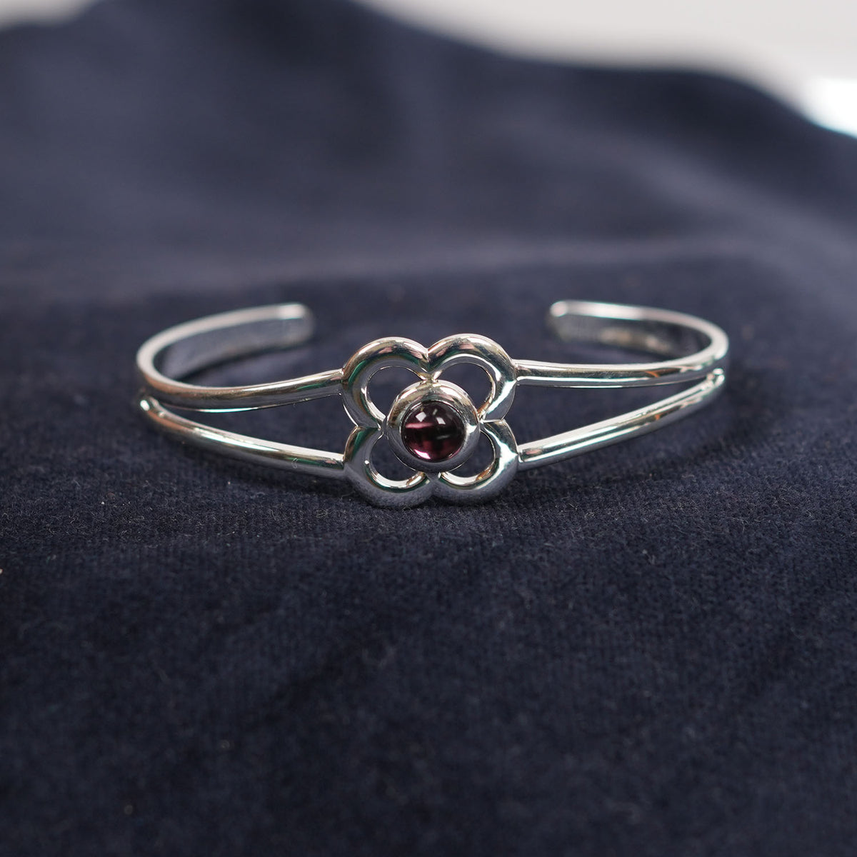 Art Pewter Birthstone Bangle - Silver Plated Pewter - Made in Scotland - February (Amethyst)