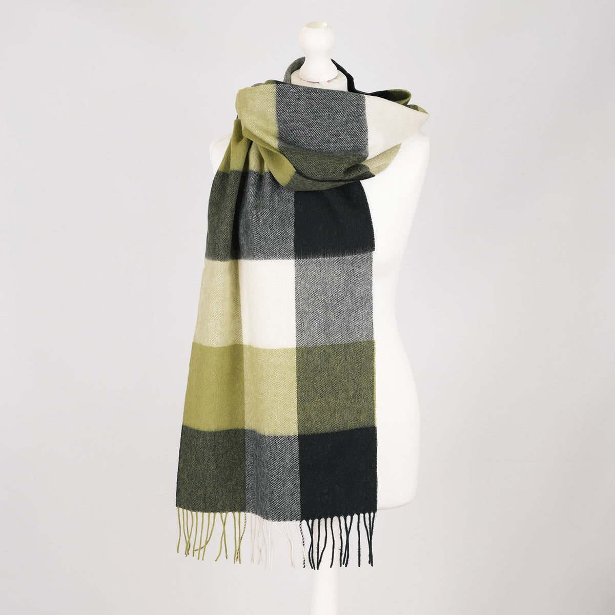 Heritage of Scotland 100% Lambswool Wide Scarf Soft Unisex Winter Wrap - Tartan & Check Designs - 3 SQUARE GREEN