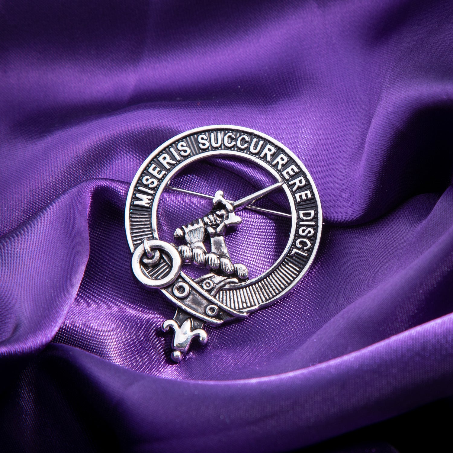 Clan Badge Macmillan