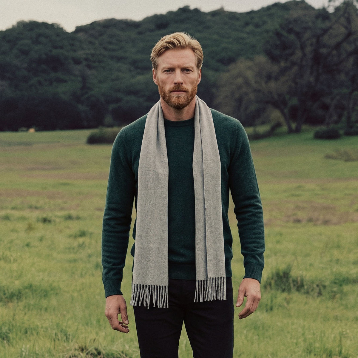 Tartan Weaving Mill 100% Pure Cashmere Scarf – Made in Scotland - LIGHT GREY