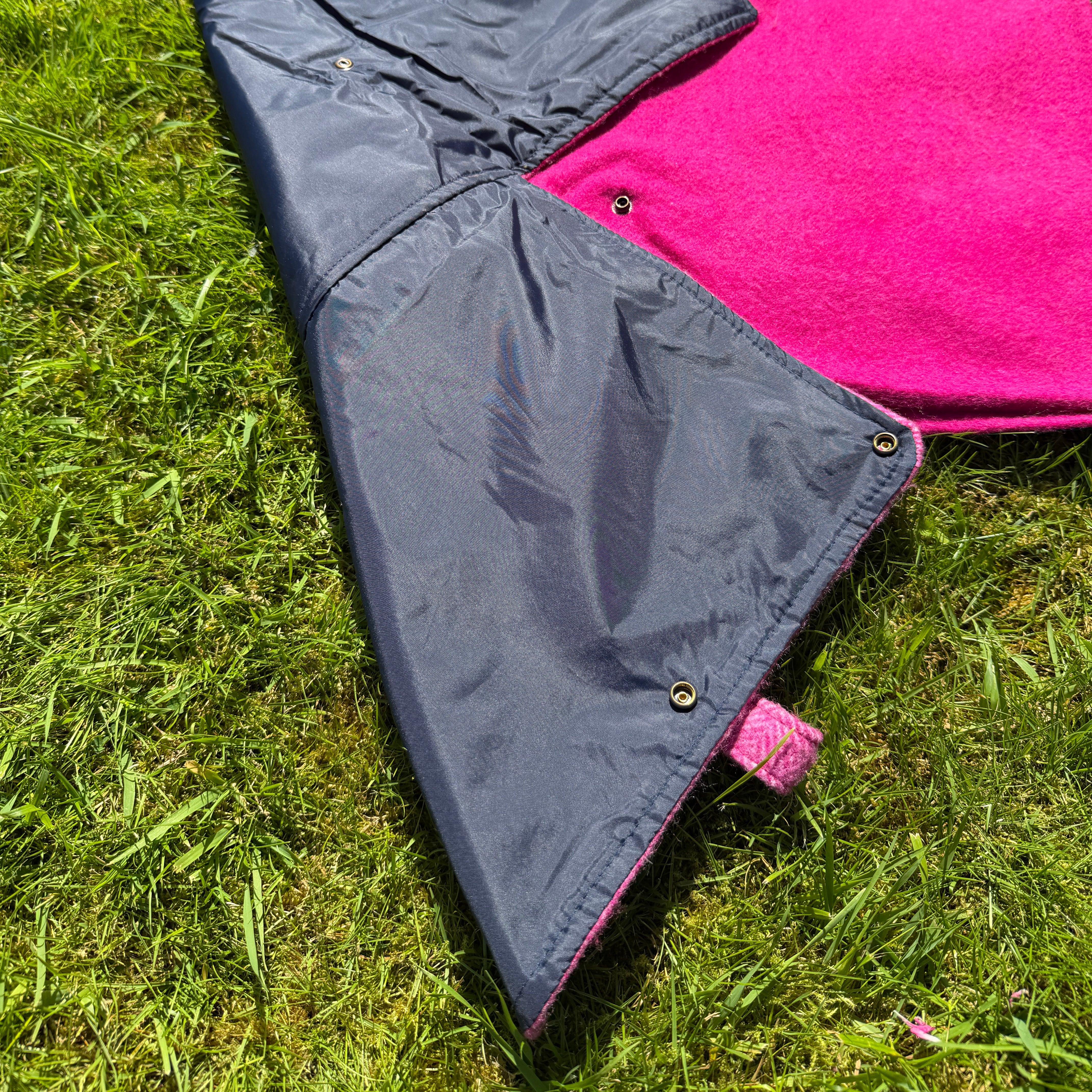 Woodside Check Foldaway Picnic Blanket with Carry Strap – Recycled Wool - NATURAL