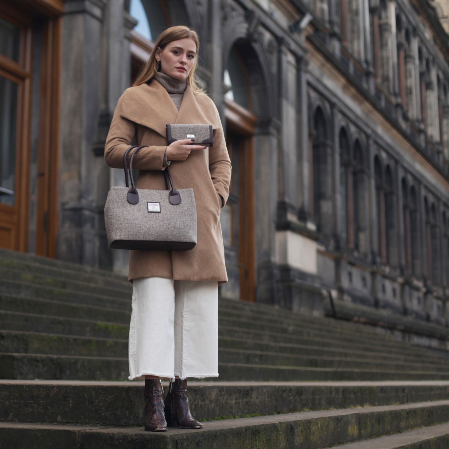 Harris Tweed Cassley Classic Handbag - Elegant Tartan Shoulder Bag