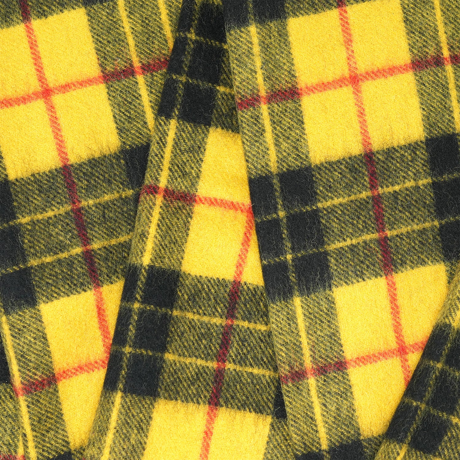 Tartan of Scotland 100% Pure New Wool Clan Scarf - MacLeod