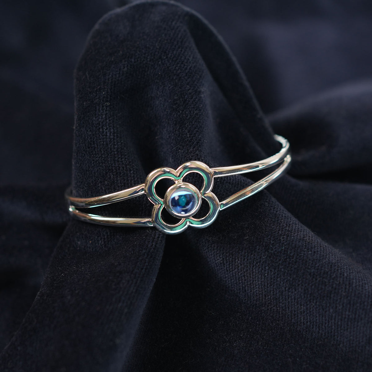 Art Pewter Birthstone Bangle - Silver Plated Pewter - Made in Scotland - September (Sapphire)