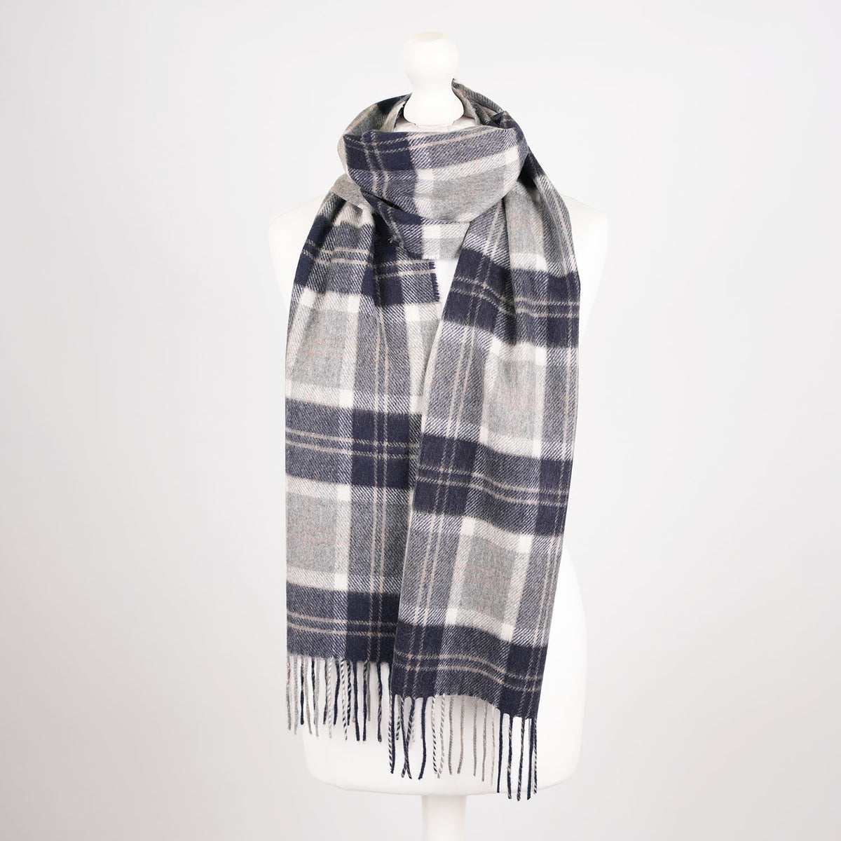 Tartan Weaving Mill 100% Pure Cashmere Scarf – Made in Scotland - Bannockbane Silver