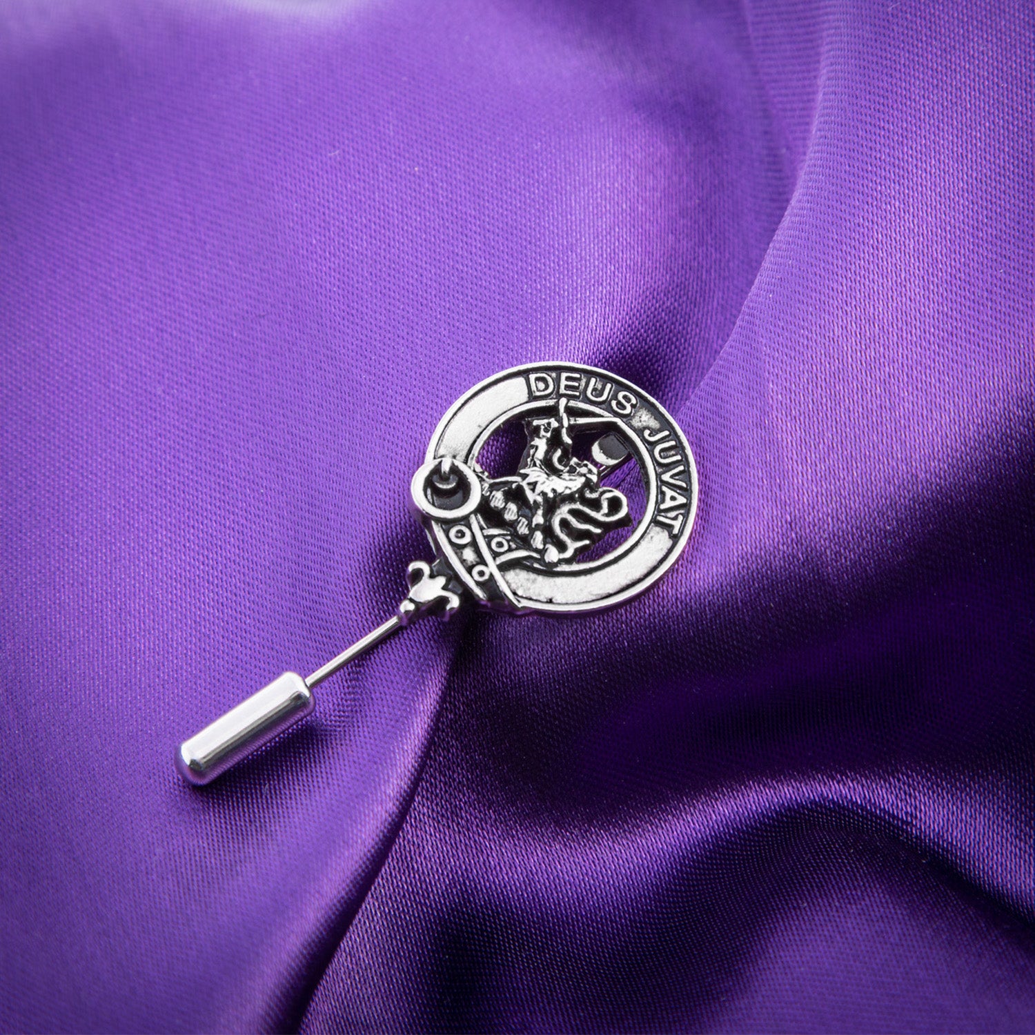 Clan Lapel Pin Macduff